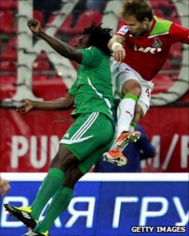 Herve Zengue (L) playing for Terek Grozny