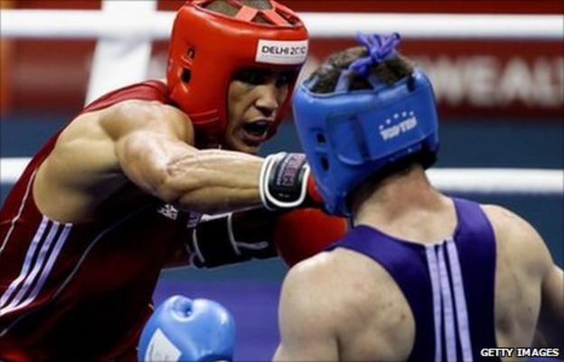 Anthony Ogogo boxing at the 2010 Delhi Commonwealth Games