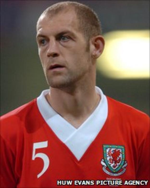 TNS defender Steve Evans