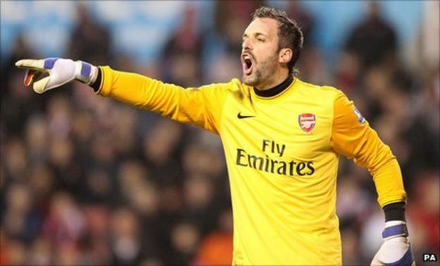 West Ham sign Arsenal goalkeeper Manuel Almunia on loan - BBC Sport