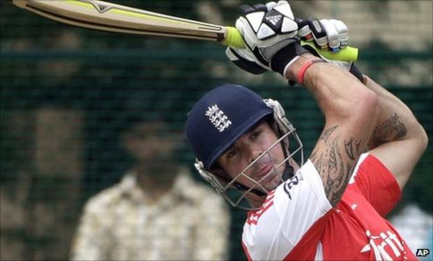 Kevin Pietersen in the nets in India
