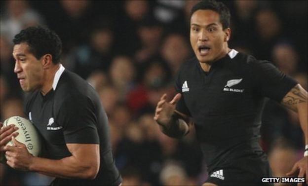 Hosea Gear (right) supports Mils Muliaina during New Zealand's Tri-Nations match against Australia in August