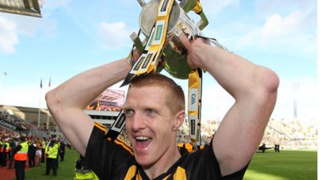 Henry Shefflin lifts the Liam McCarthy Cup after beating Tipperary in last month's final