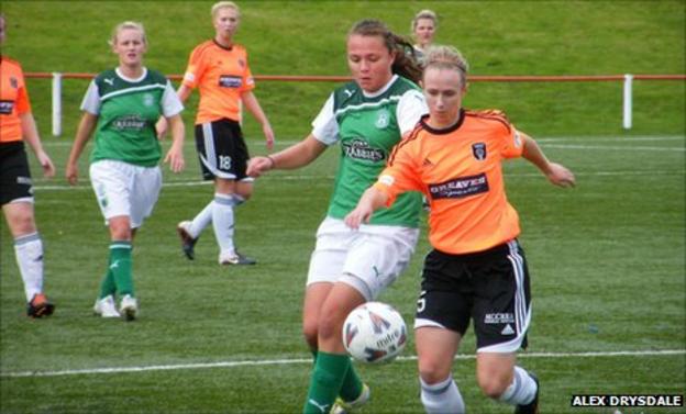 Hibernian play Glasgow City in the Scottish Women's Premier League