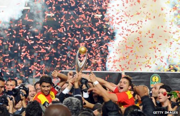 Esperance celebrate winning the 2011 African Champions League