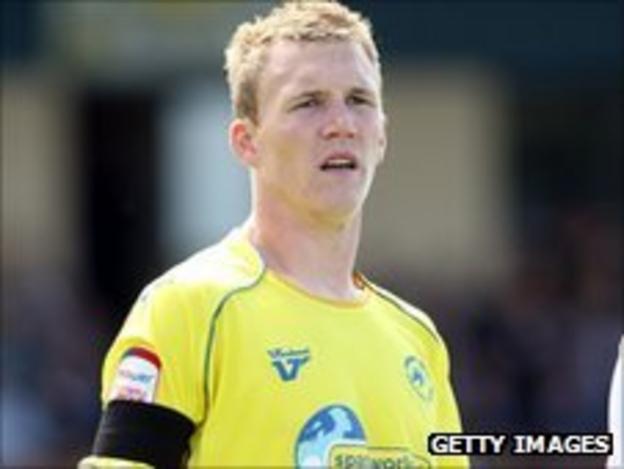 Confidence Running Through Us Says Torquay Boss Ling Bbc Sport 3911