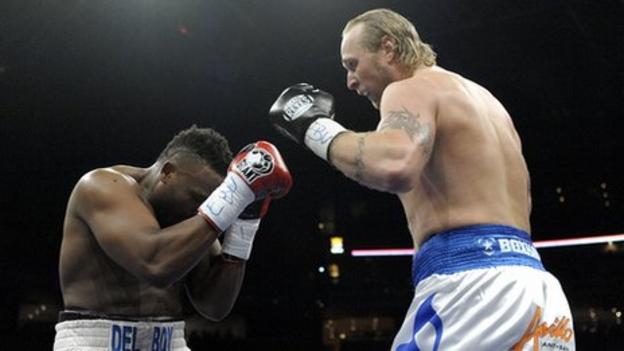 Dereck Chisora (left) and Robert Helenius