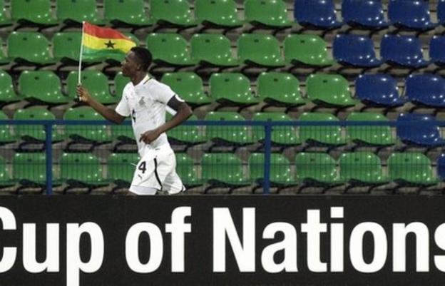 Ghana defender John Paintsil celebrates Ghana's 1-0 victory over Botswana