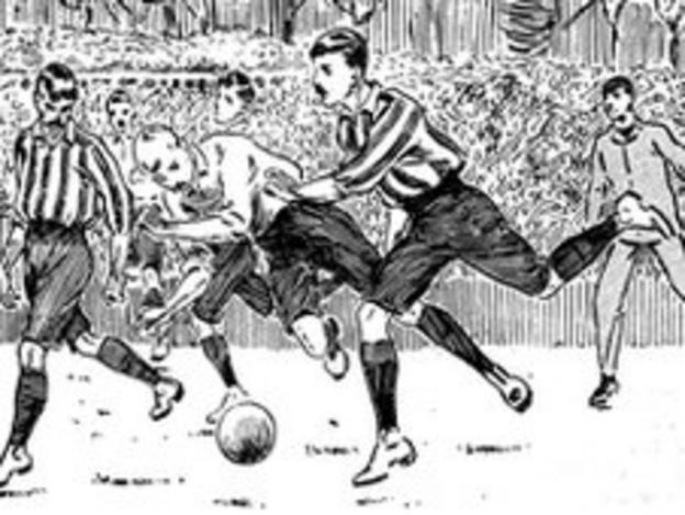 An early football game