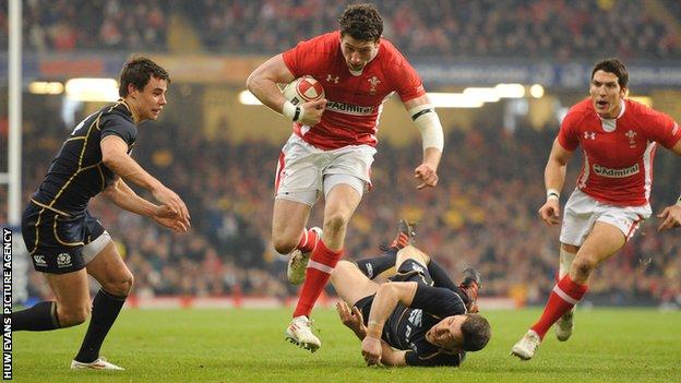 Alex Cuthbert scored Wales' first try in the win over Scotland