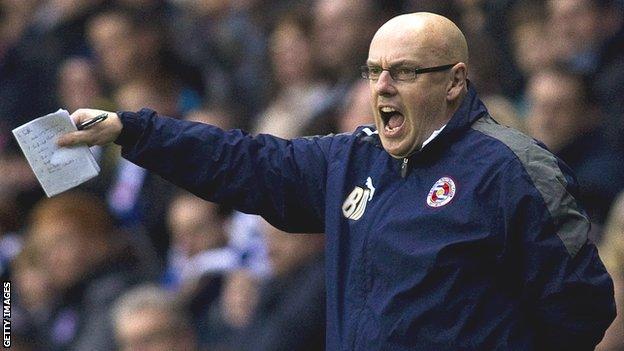 Brian McDermott signs new Reading contract, ruling him out of Wolves job