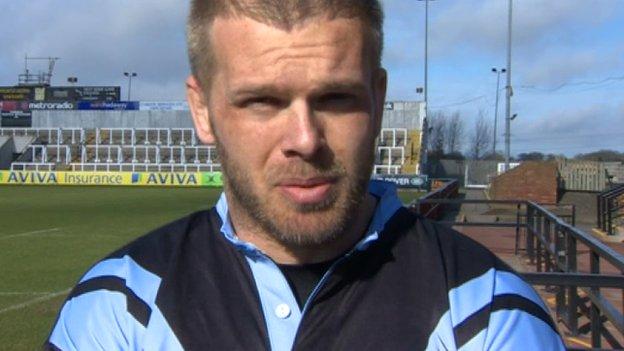 London Welsh sign forward Adam Balding after trial - BBC Sport