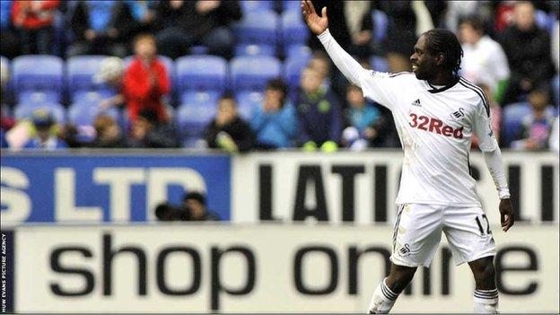 Nathan Dyer reacts to getting sent-off