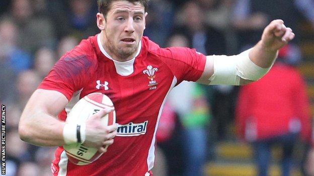 Alex Cuthbert