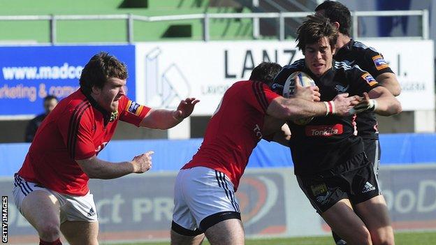 Matteo Pratichetti (right) of Aironi in action against Munster
