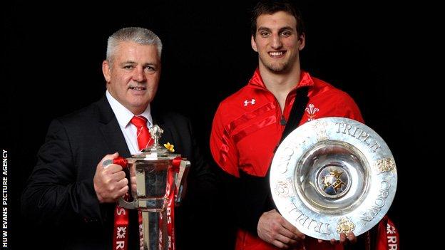 Gatland and Warburton with the Six Nations silverware