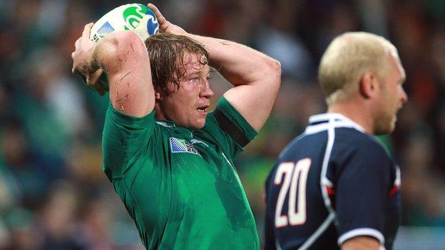 Jerry Flannery at the line-out for Ireland in the 2011 World Cup