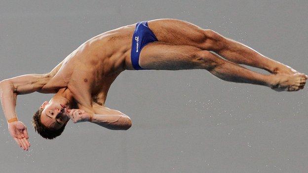 Tom Daley and Pete Waterfield win medals in Beijing - BBC Sport