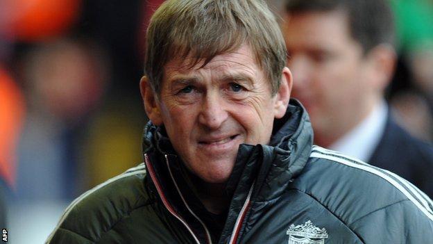 Liverpool manager Kenny Dalglish will not quit - Mark Lawrenson - BBC Sport