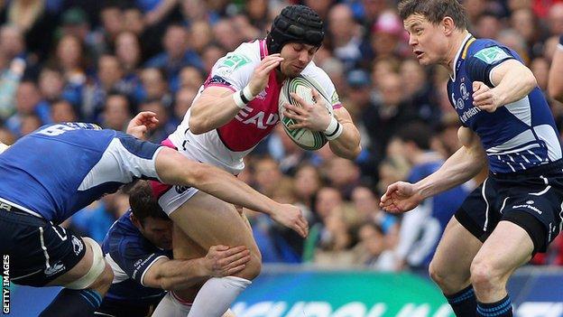 Cardiff Blues suffered a heavy defeat against Leinster in the Heineken Cup