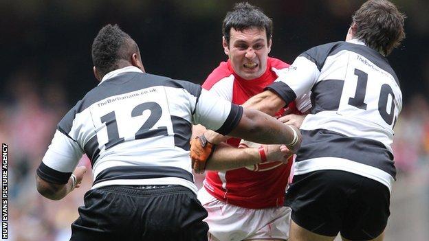 Stephen Jones takes on the Barbarians in 2011