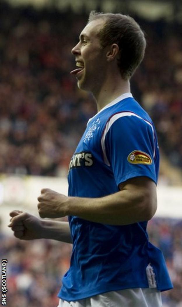 Whittaker started the scoring at Ibrox against Dundee United