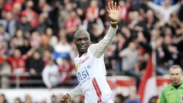 Mali International Bakaye Traore Signs For Ac Milan Bbc Sport