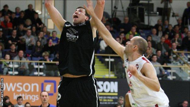 BBL play-offs: Clean sweep goal adds pressure - Bridge - BBC Sport