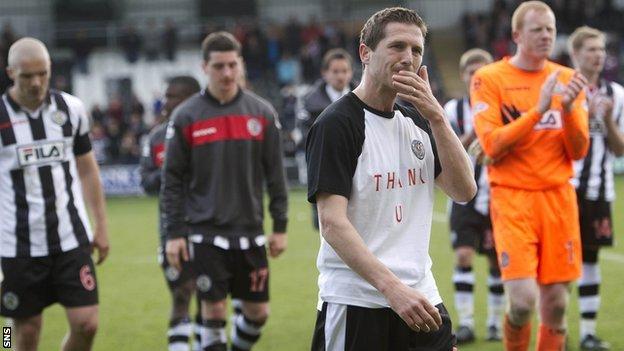 Former captain Murray left St Mirren Park at the end of the season