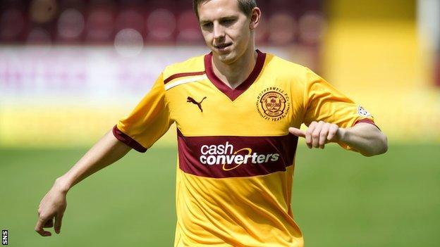 Saunders has made one appearance for Motherwell in April since his injury