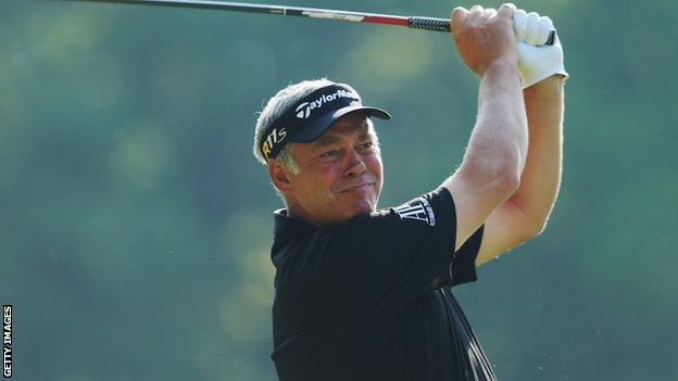 Darren Clarke suffered on the back nine at Wentworth as he missed the cut