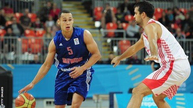Andrew Lawrence (left) of Team GB basketball