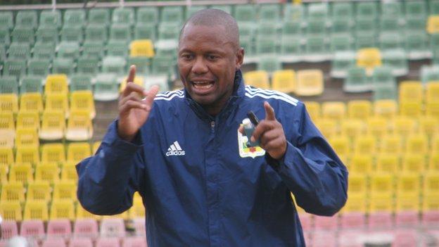 CAR coach Herve Loungoundji