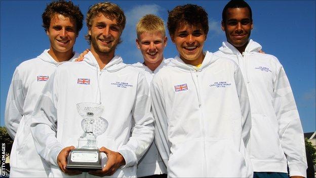 Left to right: Luke Bambridge, Liam Broady, Kyle Edmund, Peter Ashley and Joshua Ward-Hibbert with the LTA Challenge Trophy