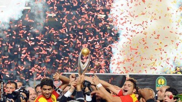 Esperance celebrate winning the 2011 African Champions League