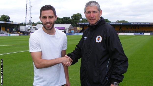 Robbie Willmott (left) and manager Jez George