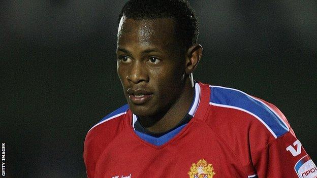 Barnet sign ex-Dagenham & Redbridge striker Jon Nurse - BBC Sport