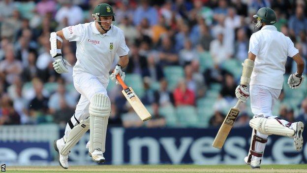 Graeme Smith and Hashim Amla
