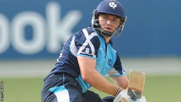 Richie Berrington helps Scotland to win over Bangladesh - BBC Sport