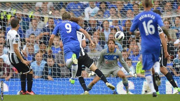 Chelsea's Fernando Torres celebrates scoring