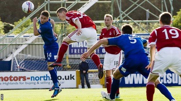 Cammy Smith scores for Aberdeen against Inverness