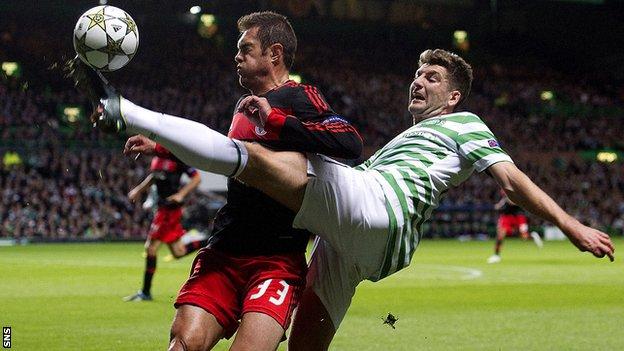 Champions League: Celtic knocked out by Ferencvaros - BBC Sport