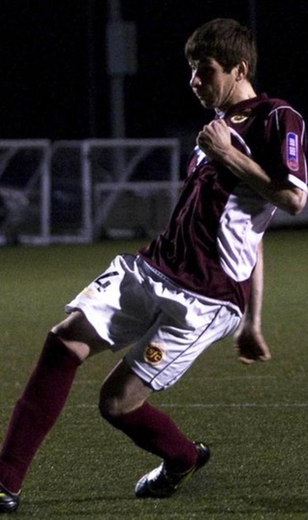 Stenhousemuir midfielder Darren Smith