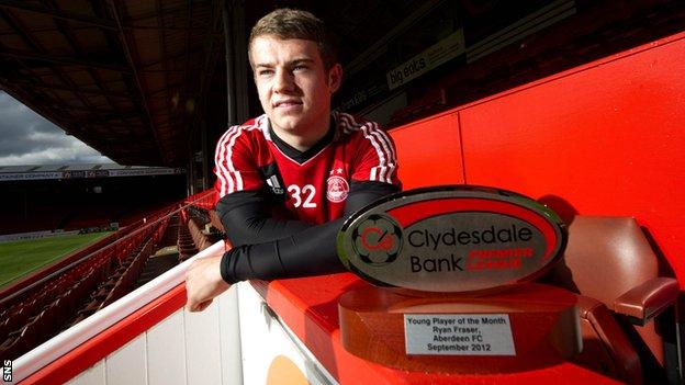 Fraser with his Clydesdale Bank award