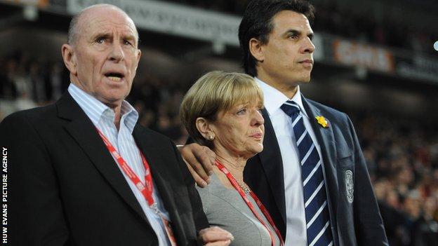 Roger and Carol Speed with Chris Coleman