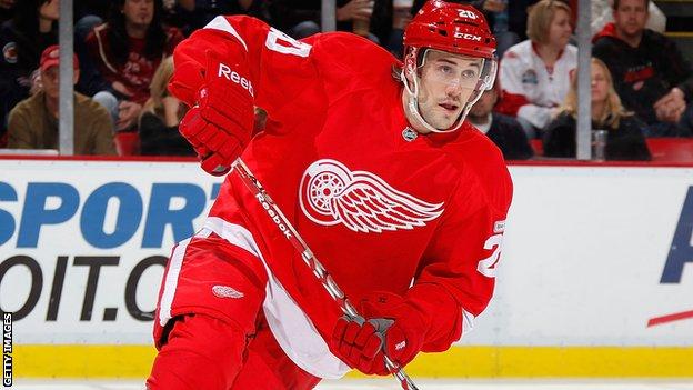 Drew Miller in action for the Detroit Red Wings