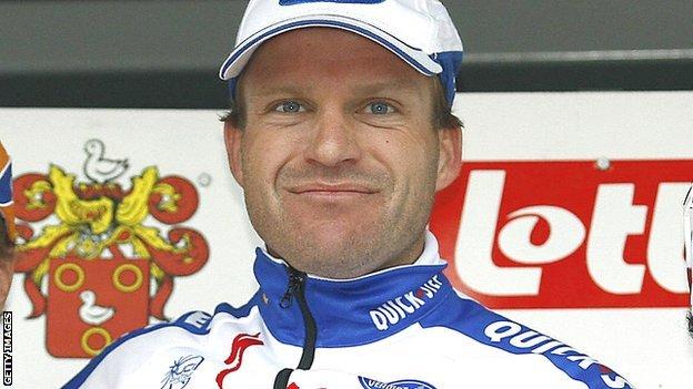 Steven de Jongh during his cycling days in 2008