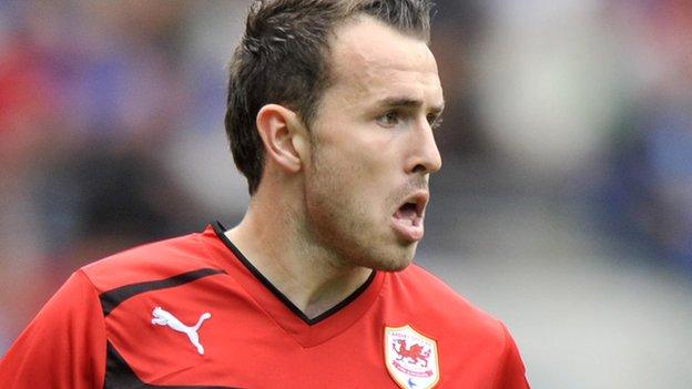 Cardiff City sign Birmingham City midfielder Jordon Mutch - BBC Sport