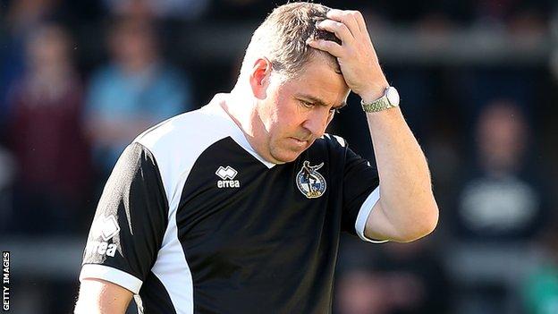 Bristol Rovers chairman sympathises with Mark McGhee - BBC Sport