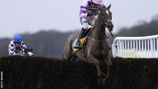 Silviniaco Conti on his way to victory at Haydock in the Betfair Chase